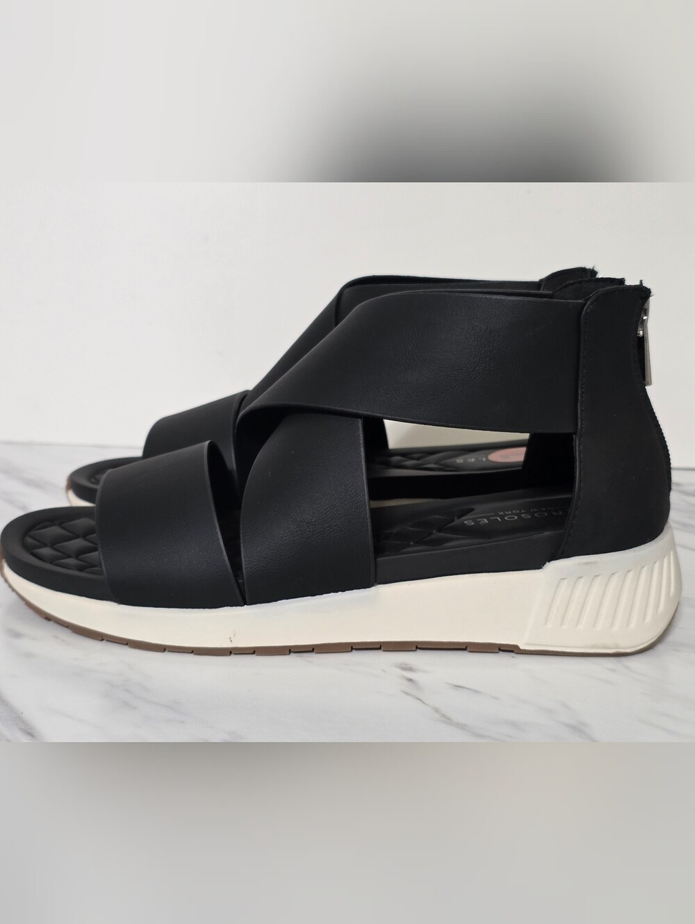 AEROSOLES Black Crossover Sport Sandals with White Platform Sole